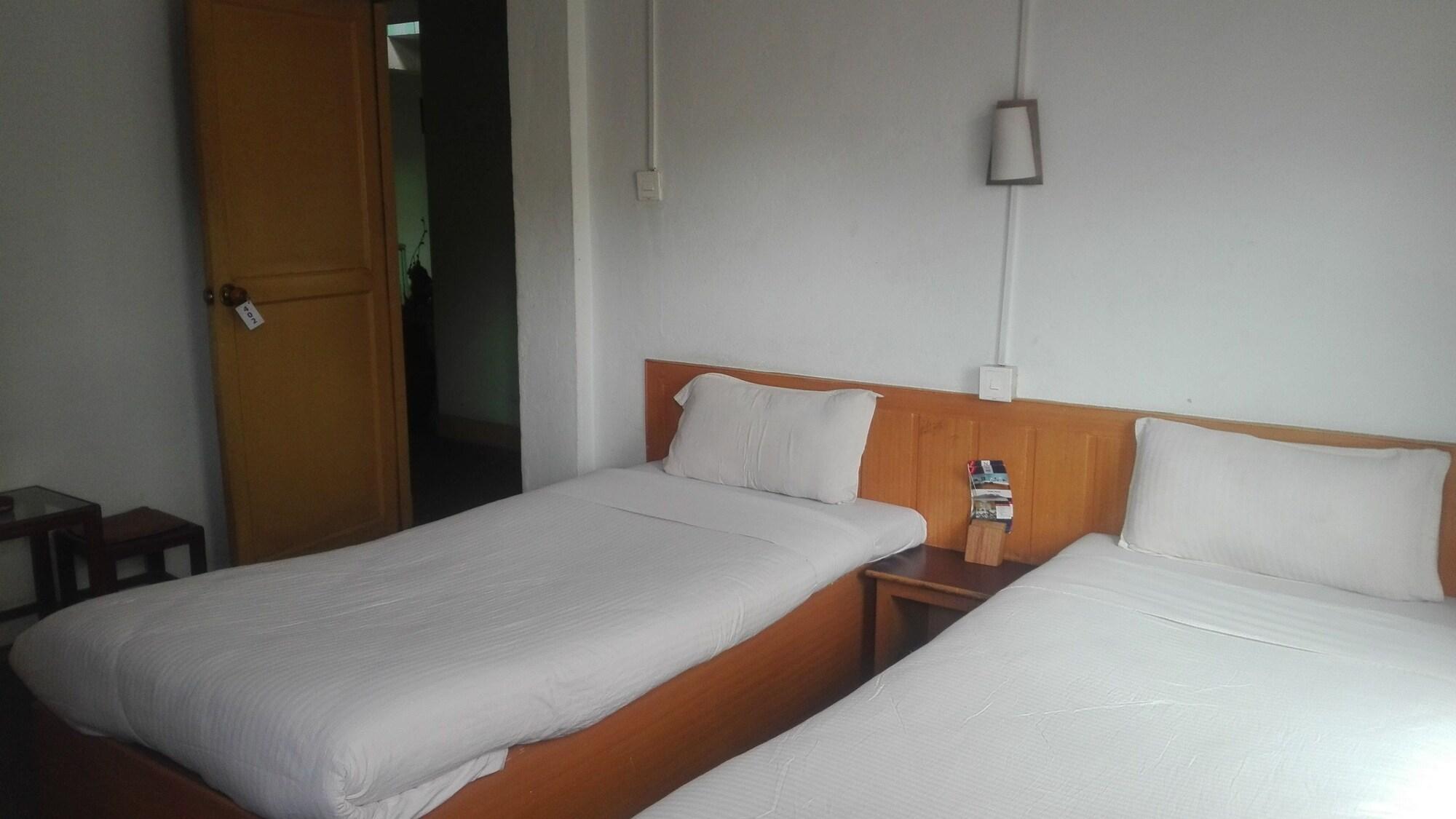 Hotel Nana Kathmandu Exteriör bild
