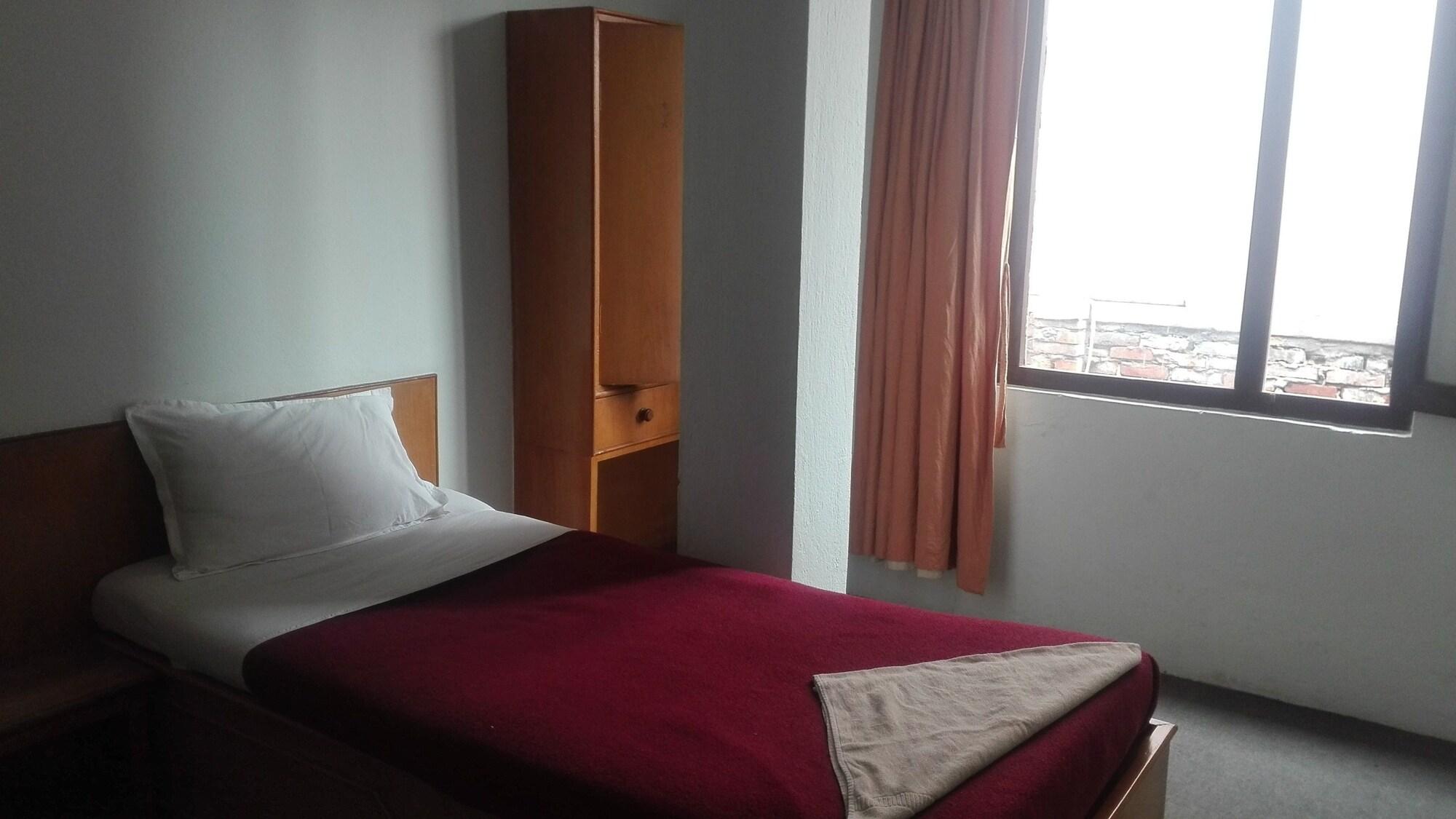 Hotel Nana Kathmandu Exteriör bild