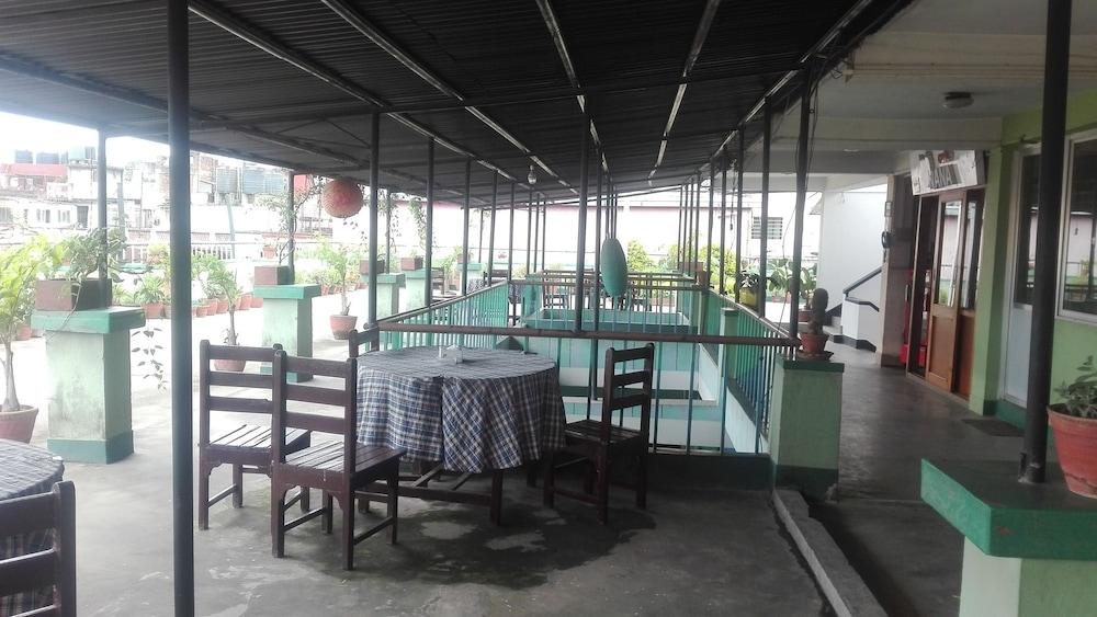 Hotel Nana Kathmandu Exteriör bild