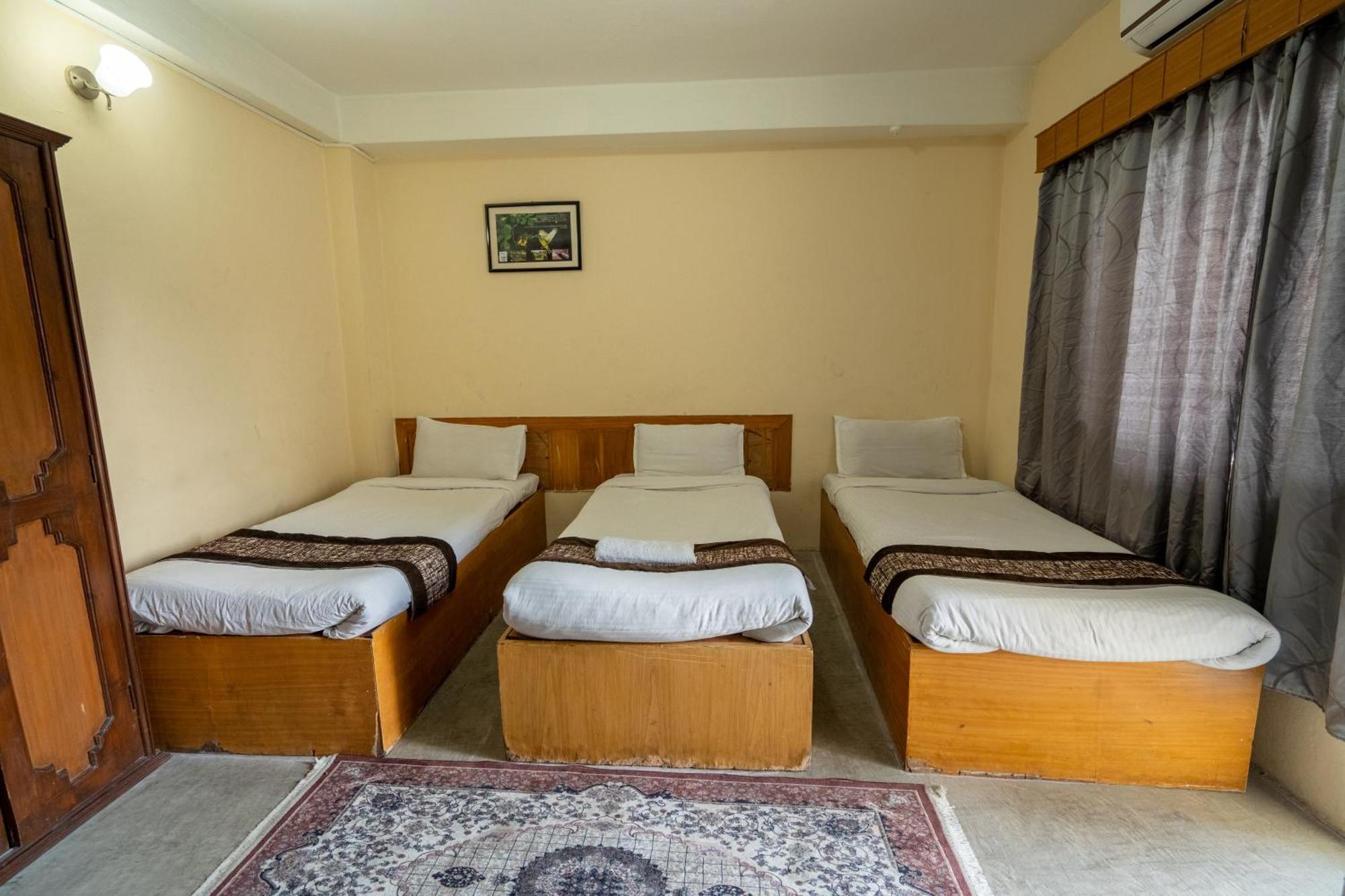 Hotel Nana Kathmandu Exteriör bild