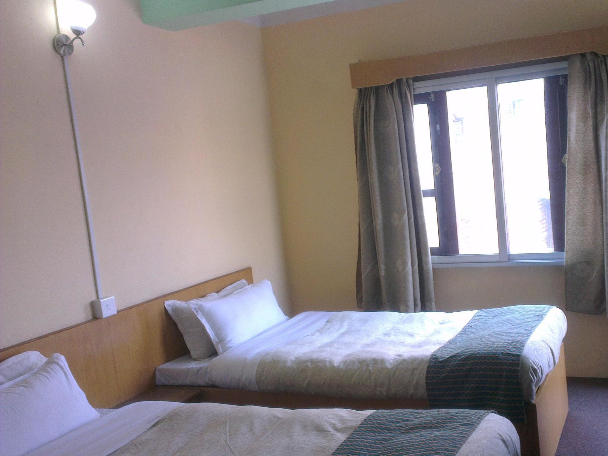 Hotel Nana Kathmandu Exteriör bild