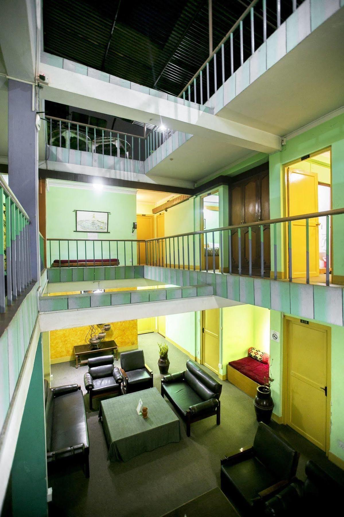 Hotel Nana Kathmandu Exteriör bild